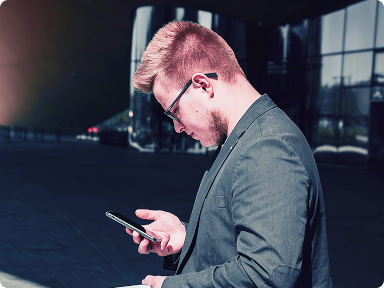 pay employees and suppliers